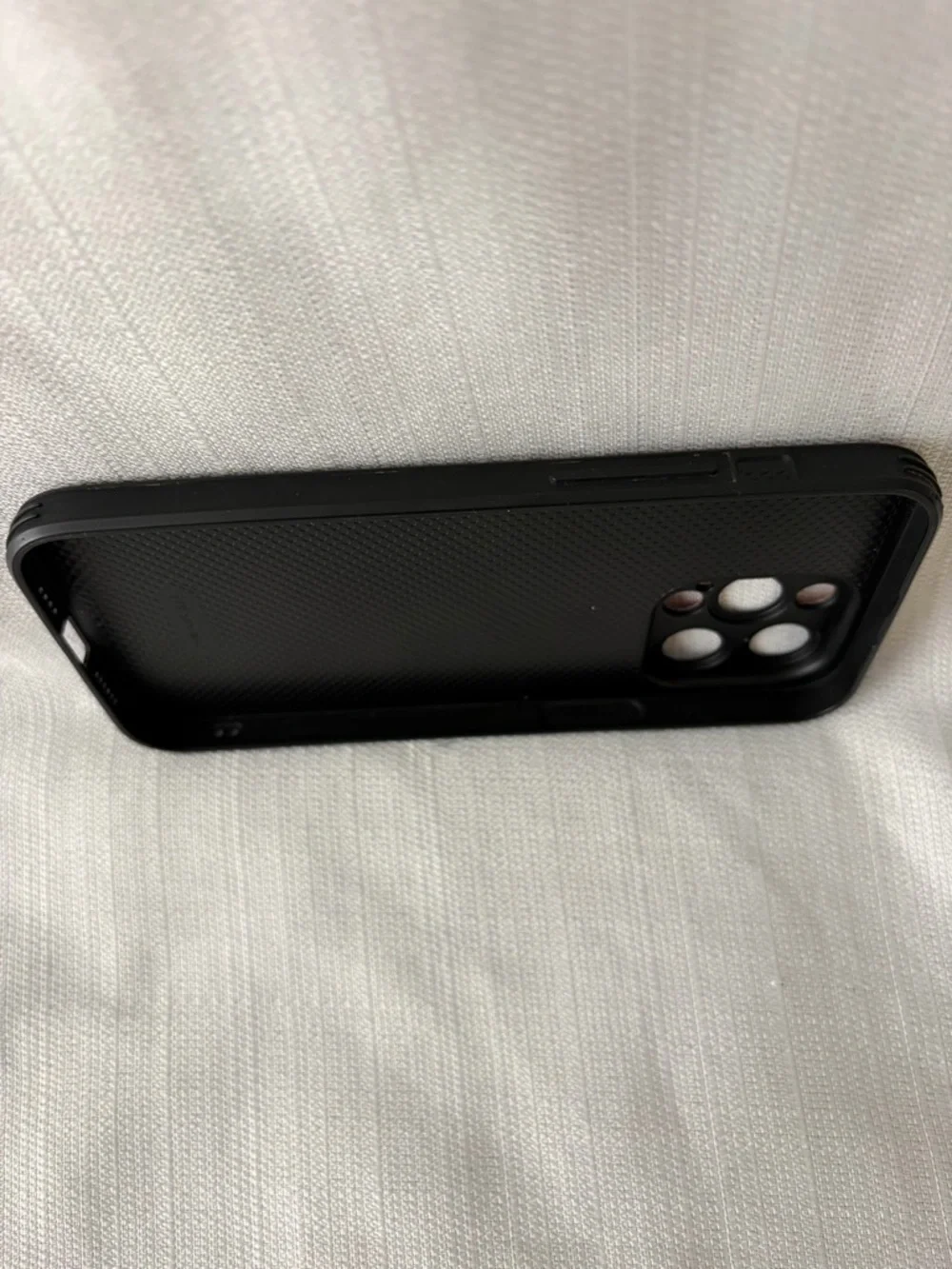 MagSafe Case for iPhone 14 Pro Max  Red– Excellent Condition(F140)